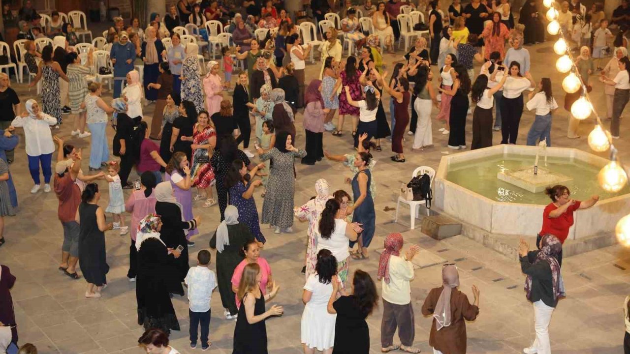 Tarihi Kurşunlu Han’da kadınlar matinesi