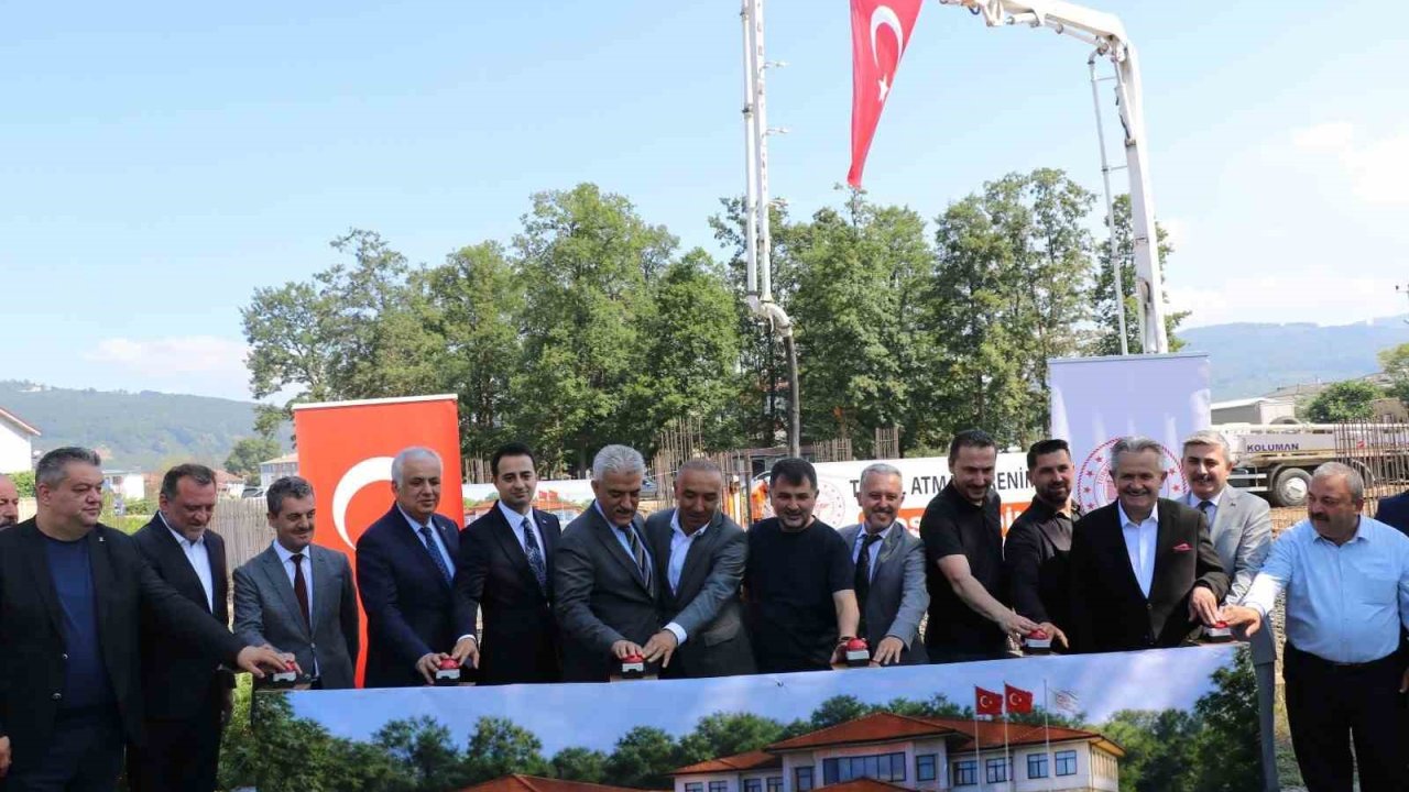 Cumayeri’nde sağlık hizmetleri tek çatı altında toplanıyor