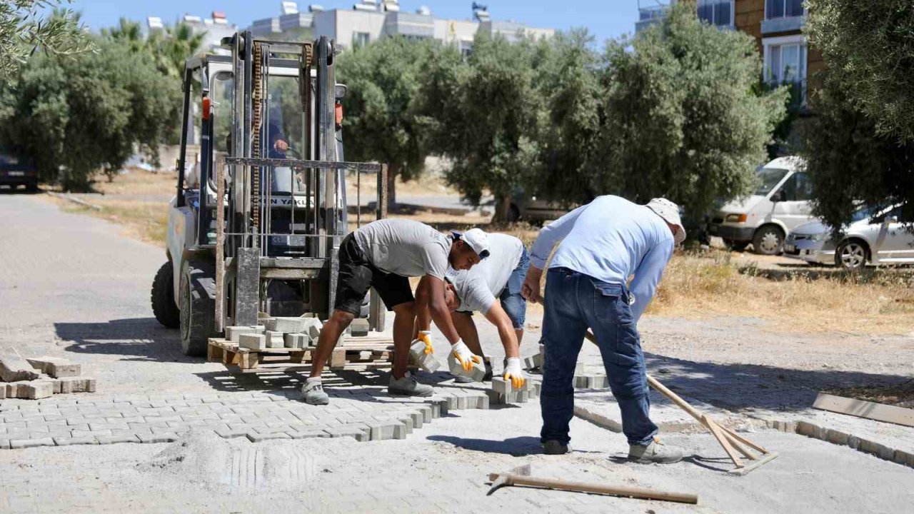 Didim Efeler Mahallesi’nde yol çalışması