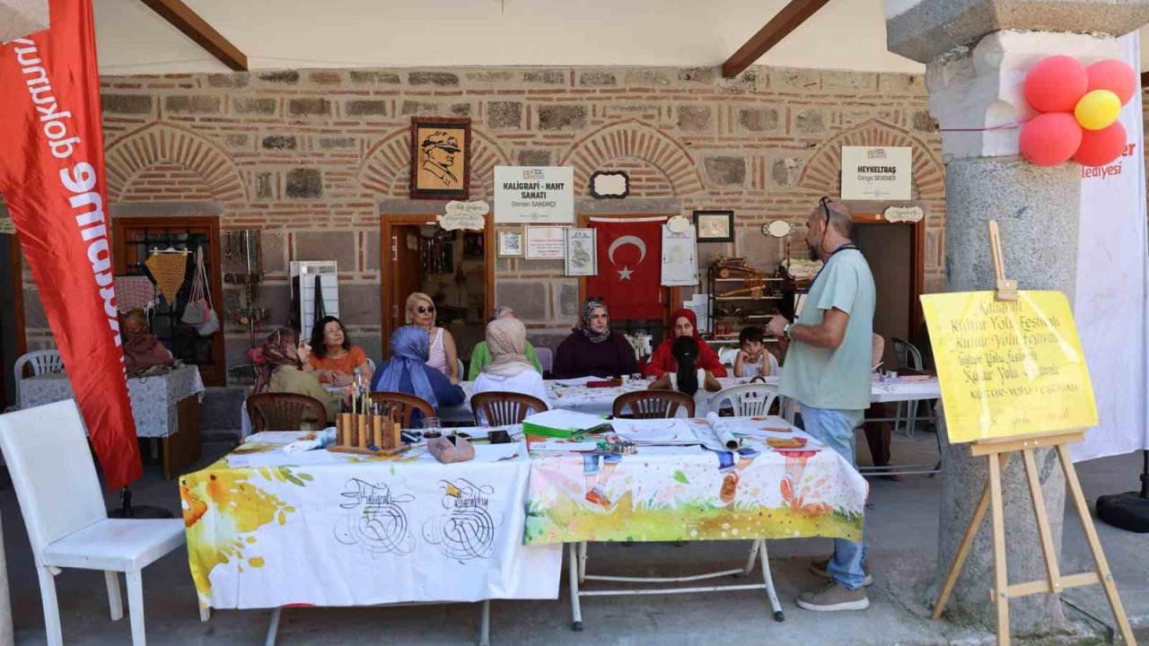 Tarihi Kurşunlu Han’da kaligrafi sanatı yeniden hayat buldu