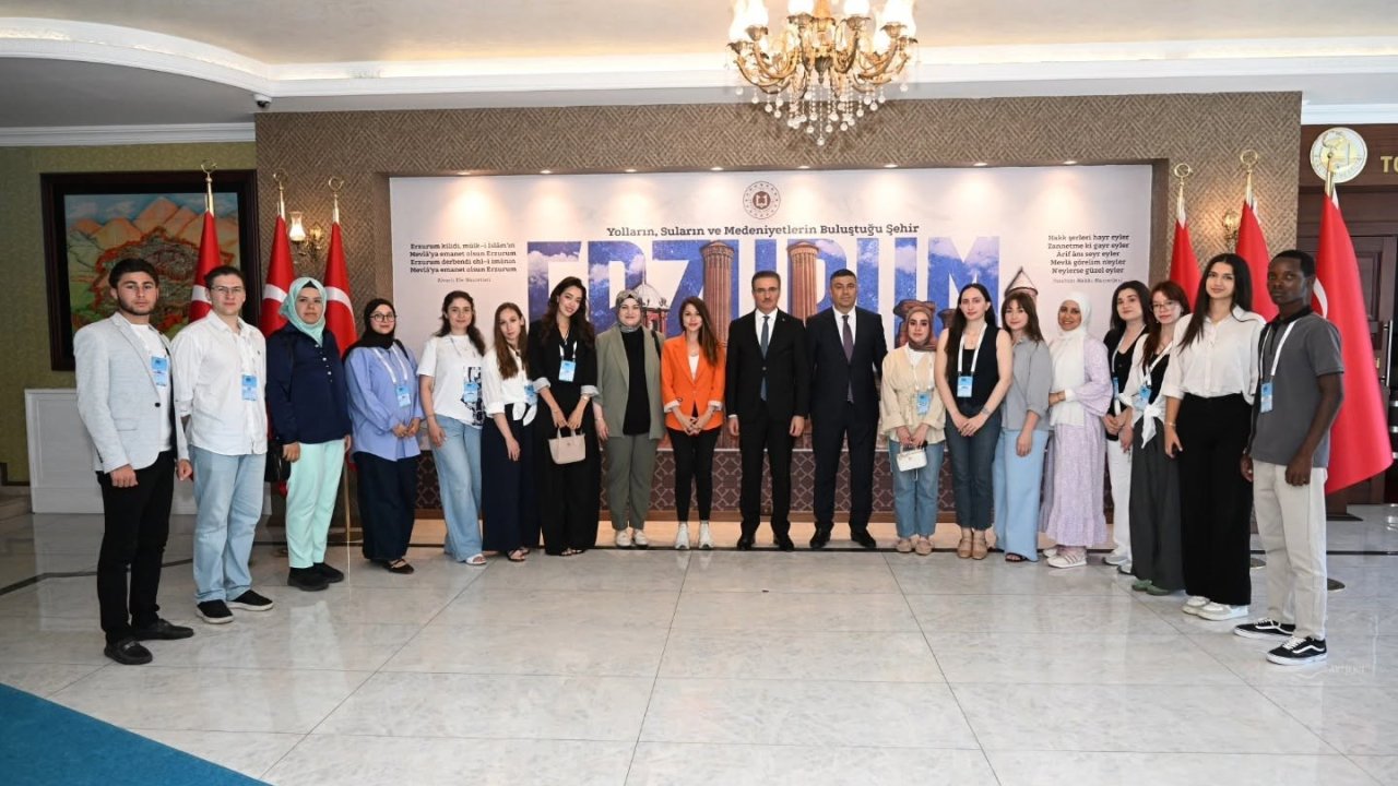 Vali Baruş, Uluslararası Tömer öğrencilerini kabul etti