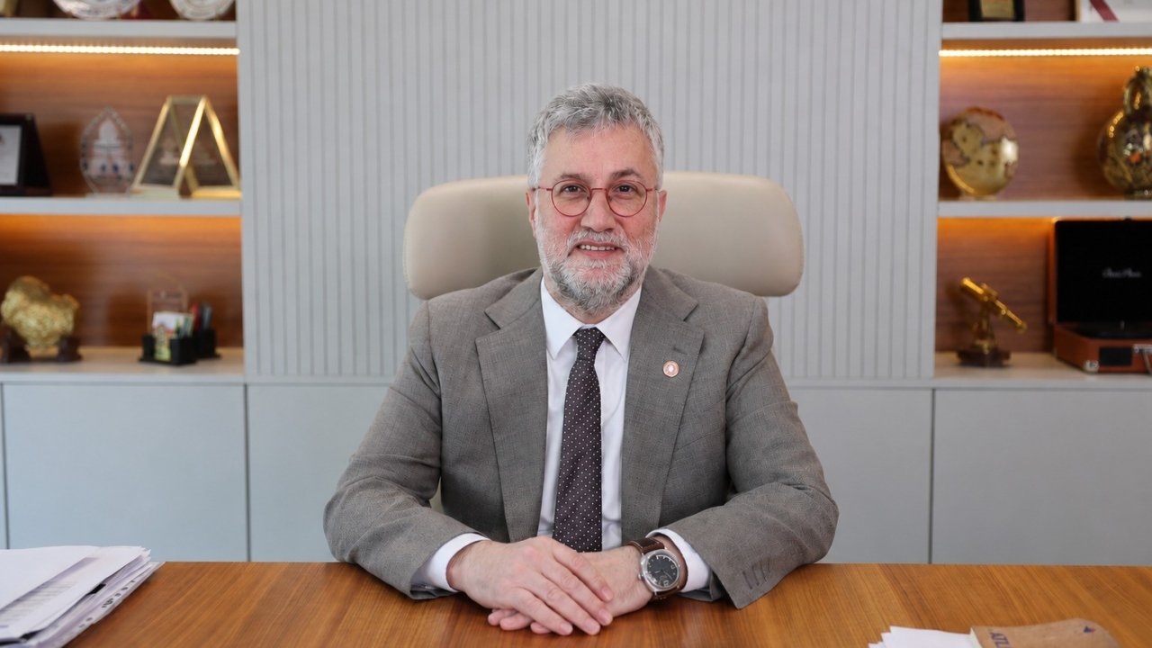 Prof. Dr. Ersoy Kocabıçak: "Beyin sağlığını korumak, hastalıkları tedavi etmek kadar önemli"