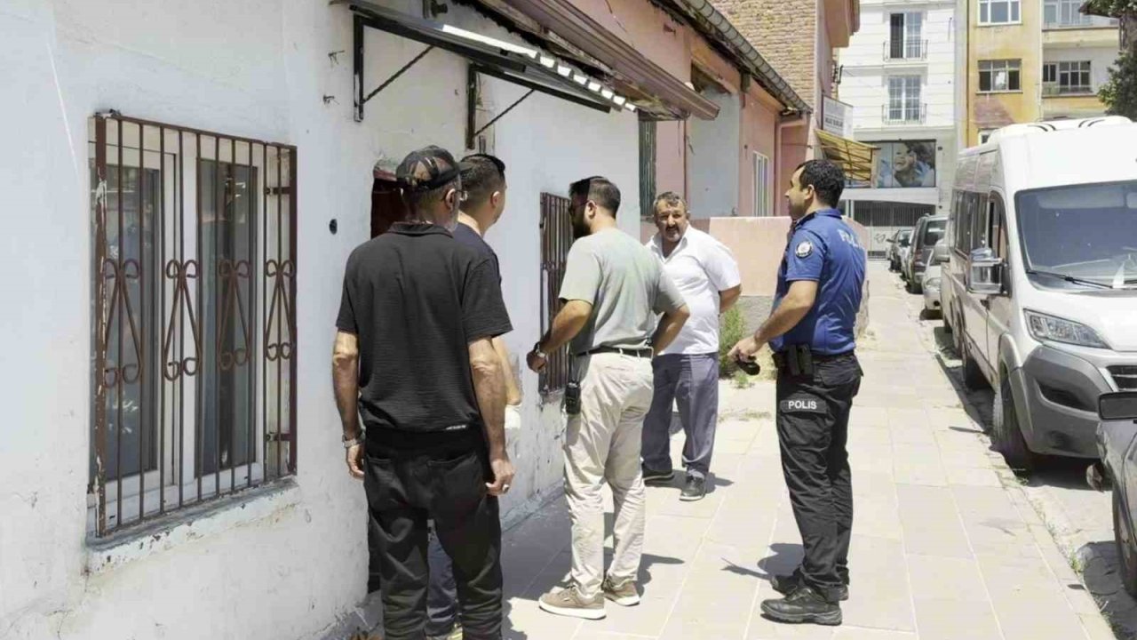 Aksaray’da bir kişi arkadaşı tarafından evinde ölü bulundu
