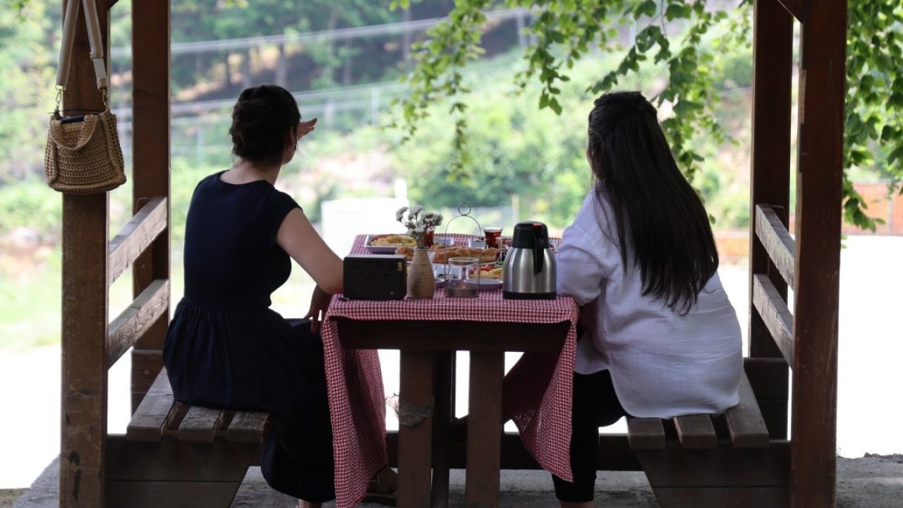 Doğaseverlerin yaz rotası Kartepe Mesire Alanı