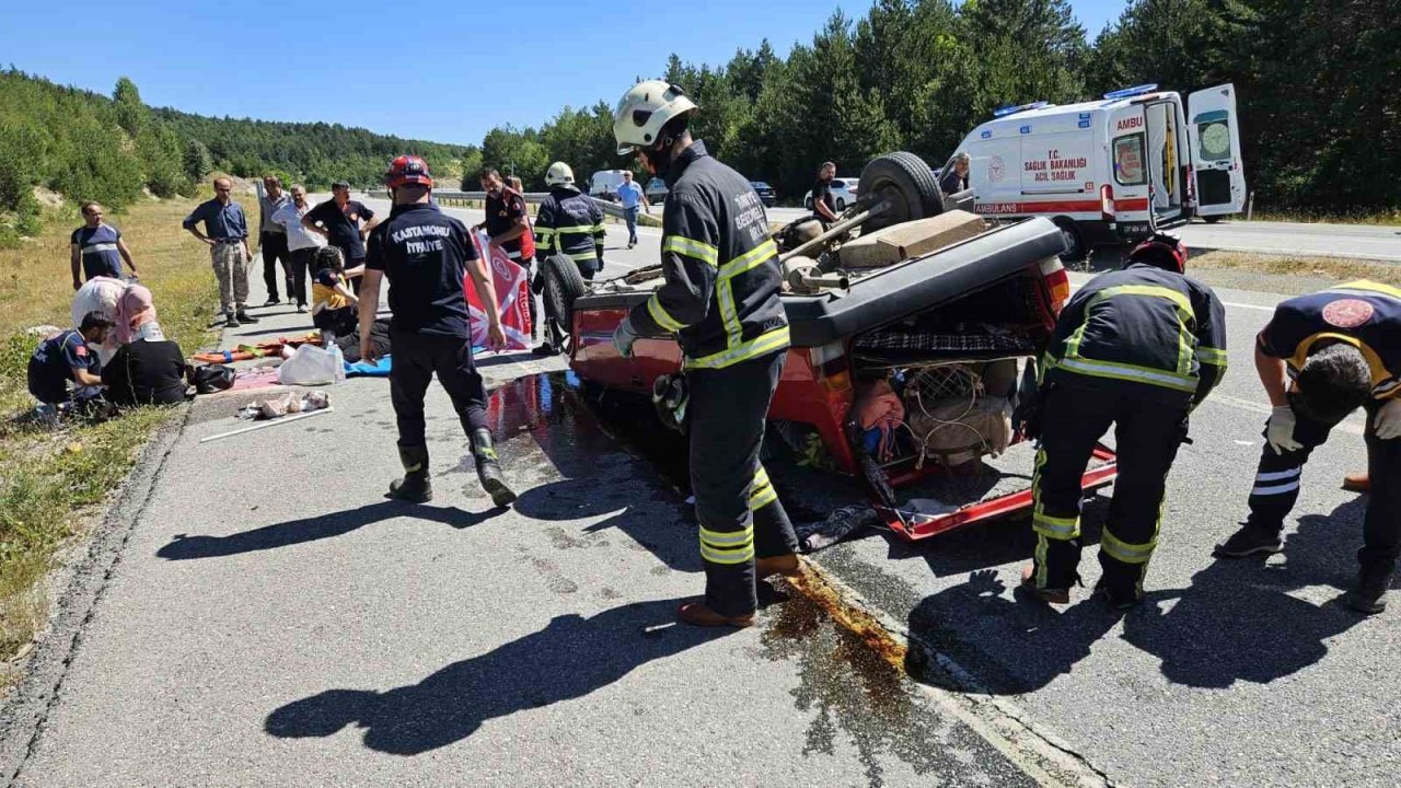 Kastamonu’da Tofaş marka otomobil takla attı: 3 yaralı