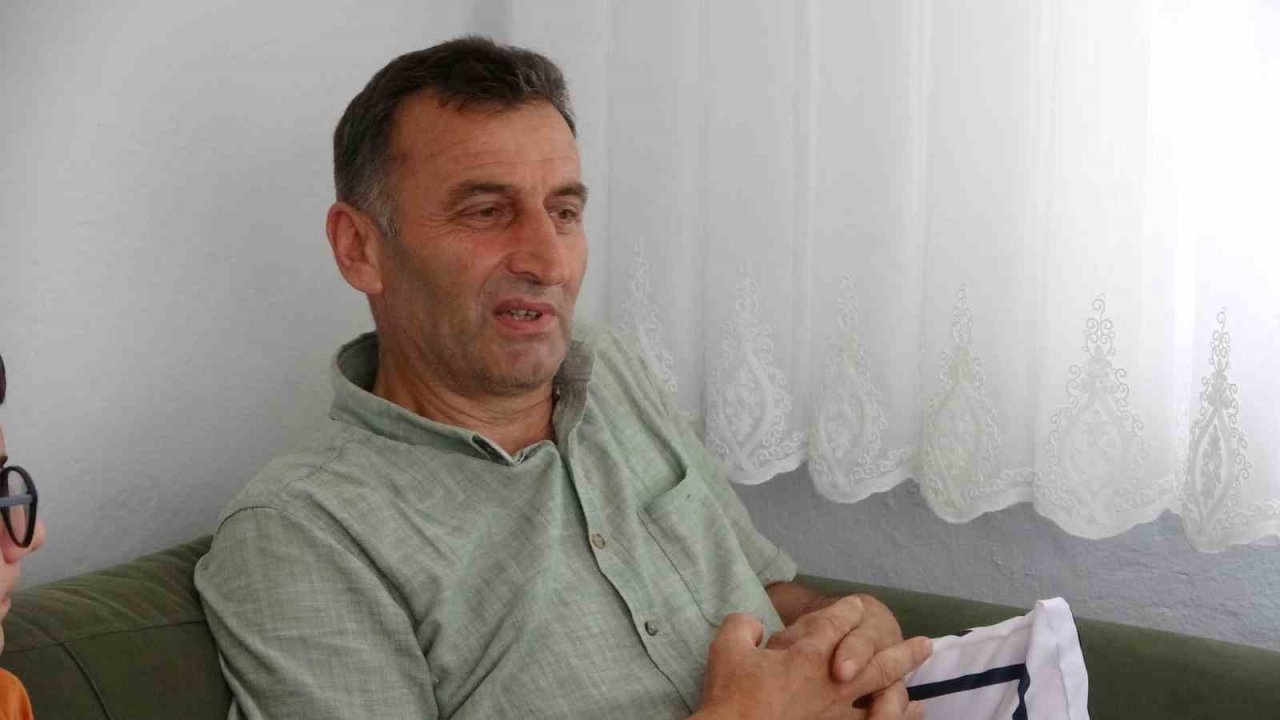 Torununa destek için 46 yıl sonra sınava girdi, Türkiye birinciliğiyle gururlandı