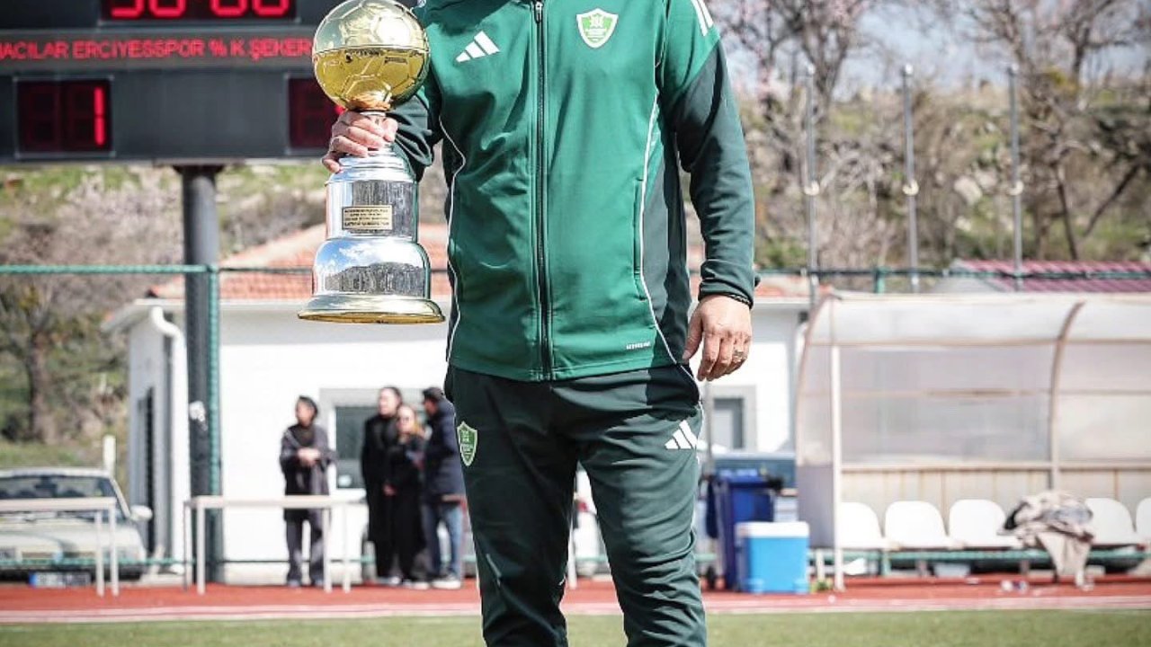 Kayseri Şekerspor’da Erkan Demirel ile yollar ayrıldı