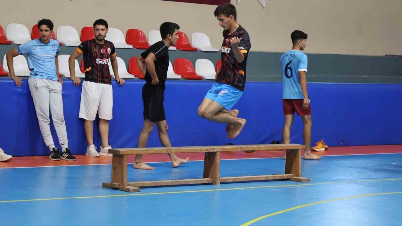 HBB’nin spor kurslarıyla 80 genç hayaline kavuştu