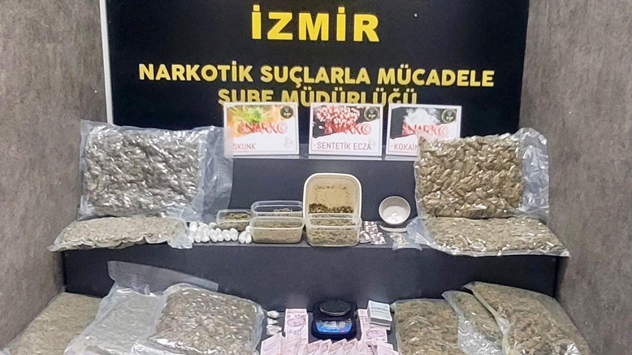 İzmir’de zehir tacirlerine baskın: 11,5 kilo uyuşturucu ele geçirildi
