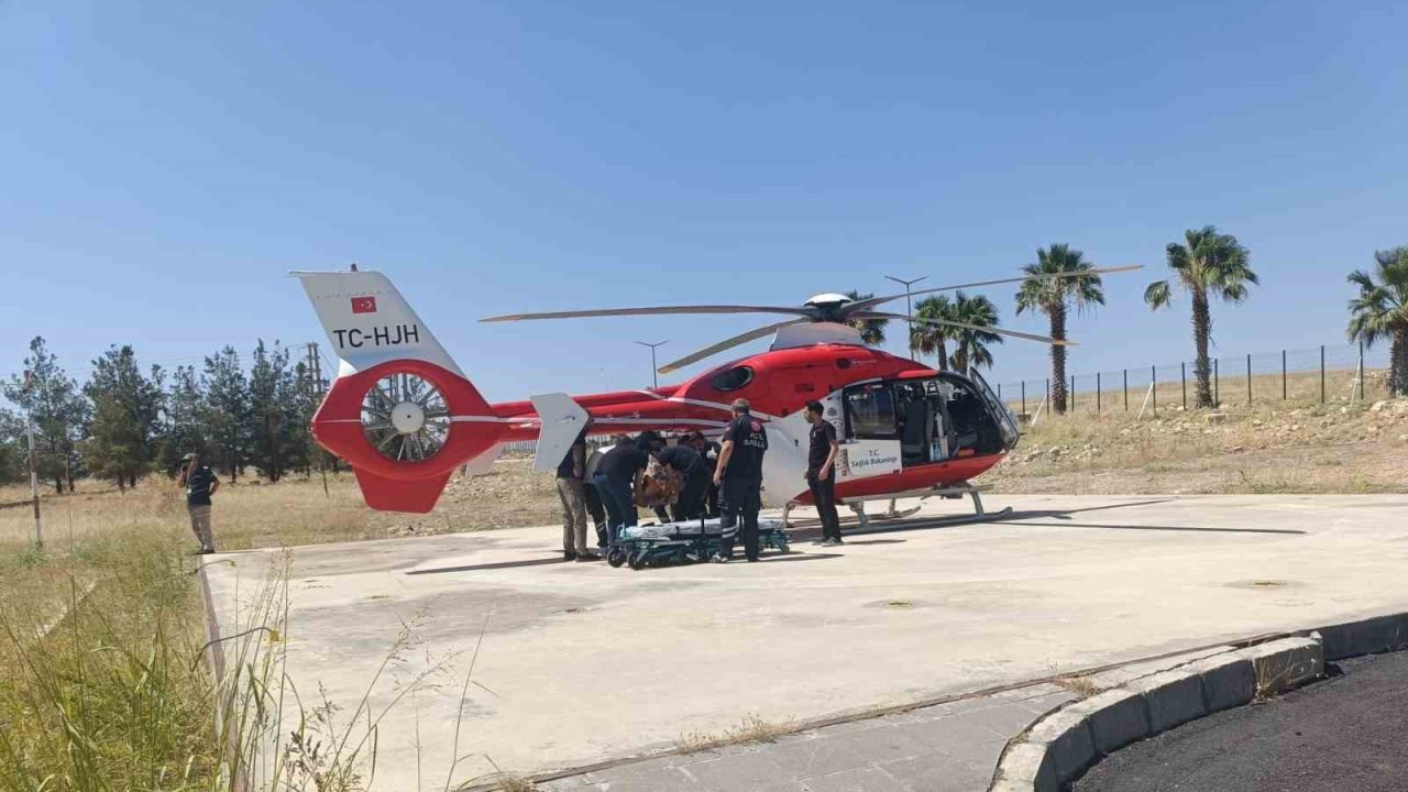 Şırnak’ta yaralanan şahıs ambulans helikopterle Şanlıurfa’ya getirildi