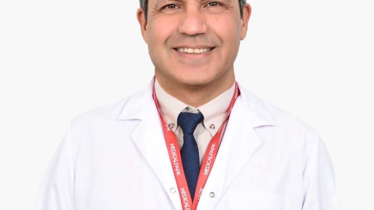 Prof. Dr. Gürhan Öz: "Aşırı terleme sosyal yaşamı olumsuz etkiliyor"