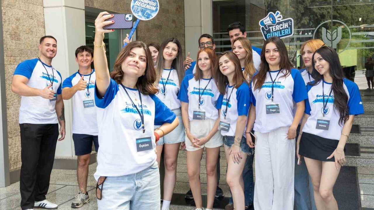 Yaşar Üniversitesi’nde teknoloji odaklı tercih günleri