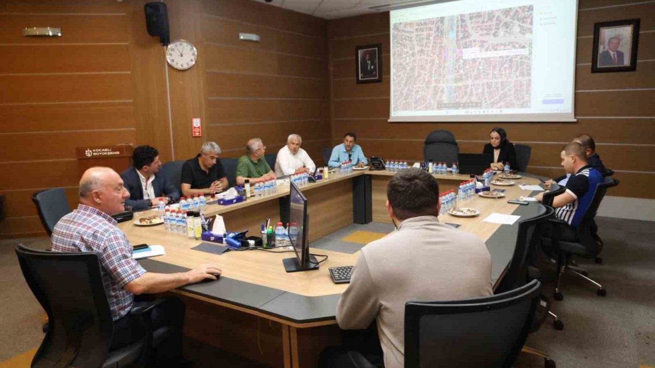 Kocaeli’de kuralları ihlal eden 89 şoföre para cezası