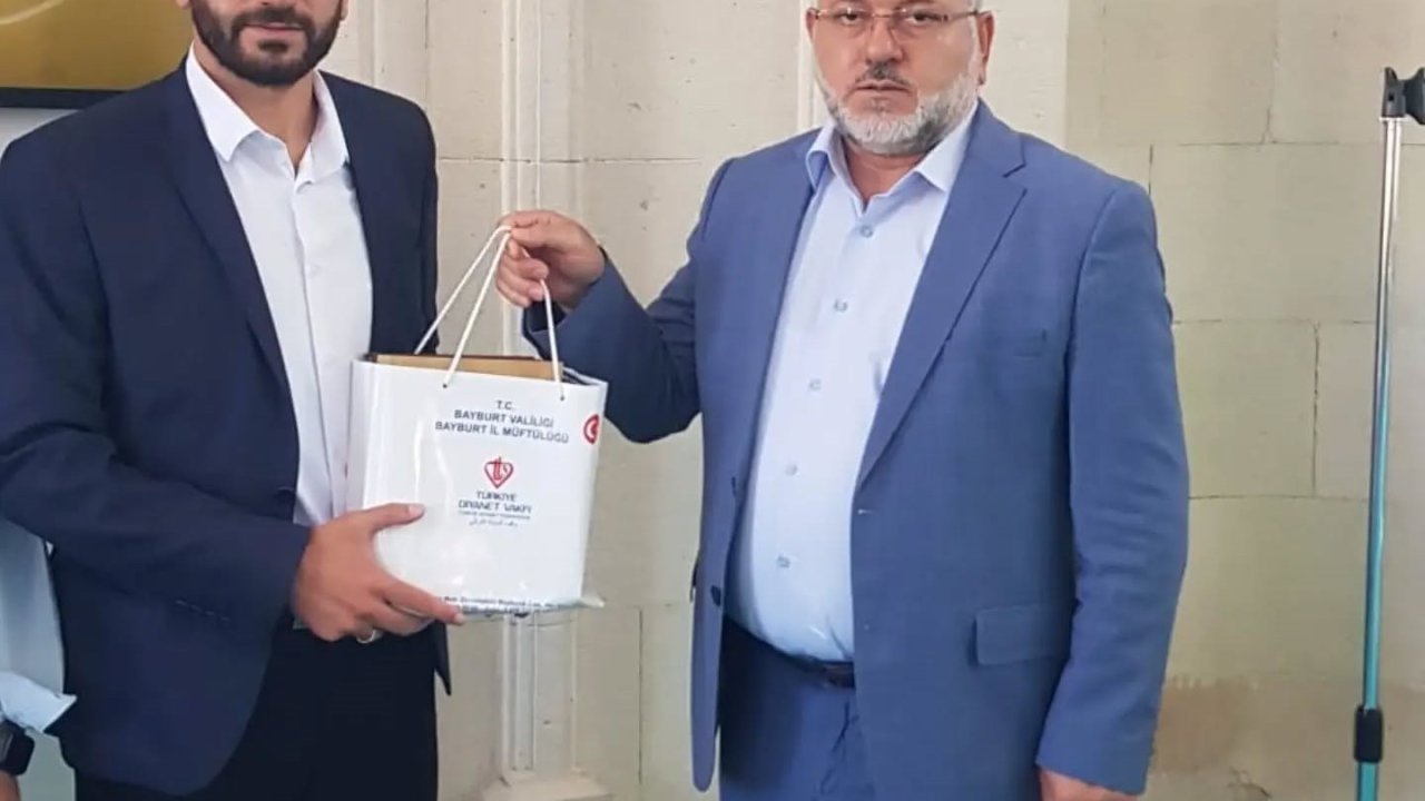 Bayburt’ta ezanı güzel okuma ve hutbe sunumu yarışmalarında il birincileri belirlendi