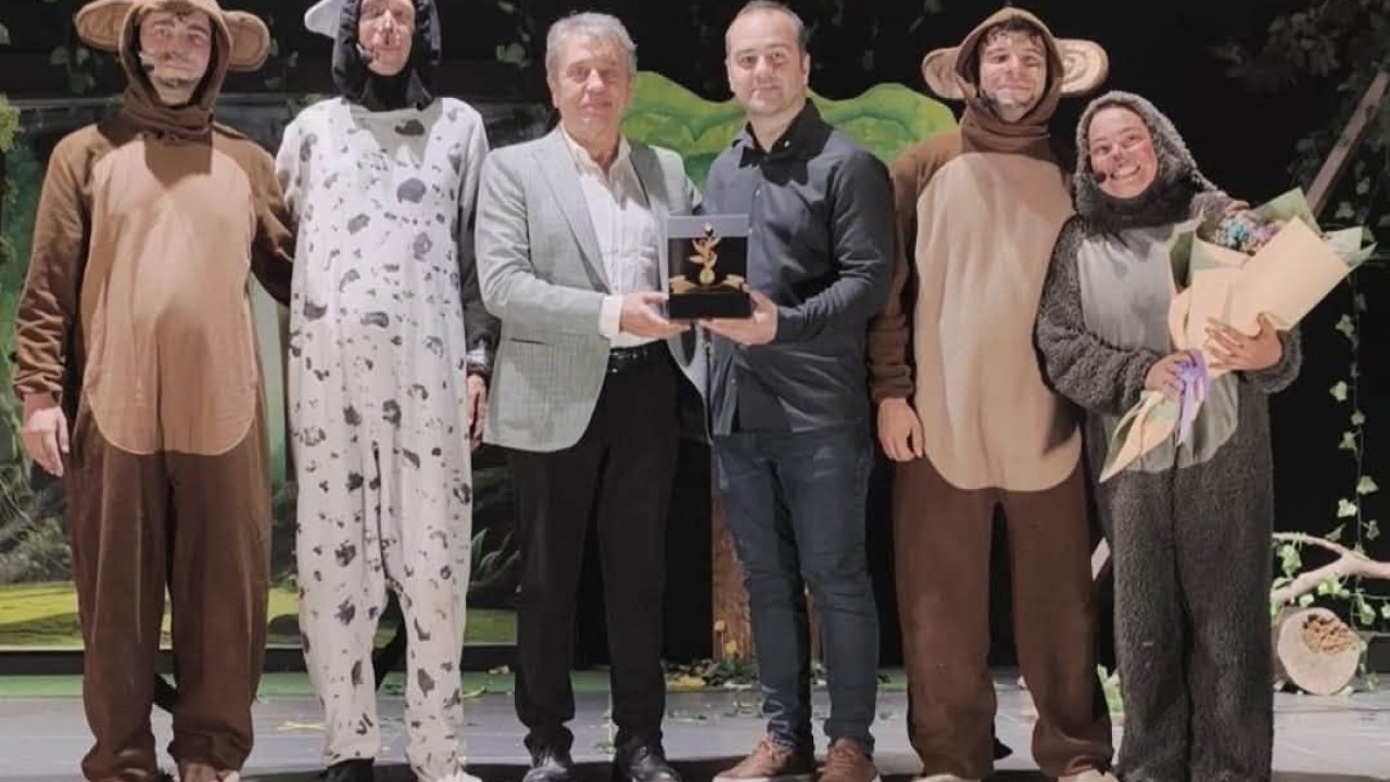 Burhaniye de 7.Kitap Fuarında çocuklarda unutulmadı