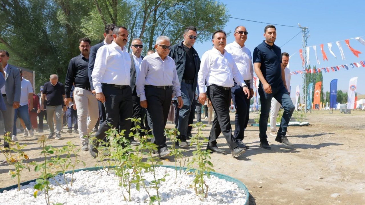 Vali Çiçek’ten Başkan Büyükkılıç’a ’turizm’ teşekkürü