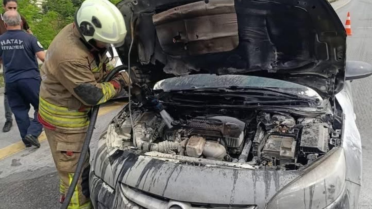 İskenderun’da araç yangını paniğe neden oldu