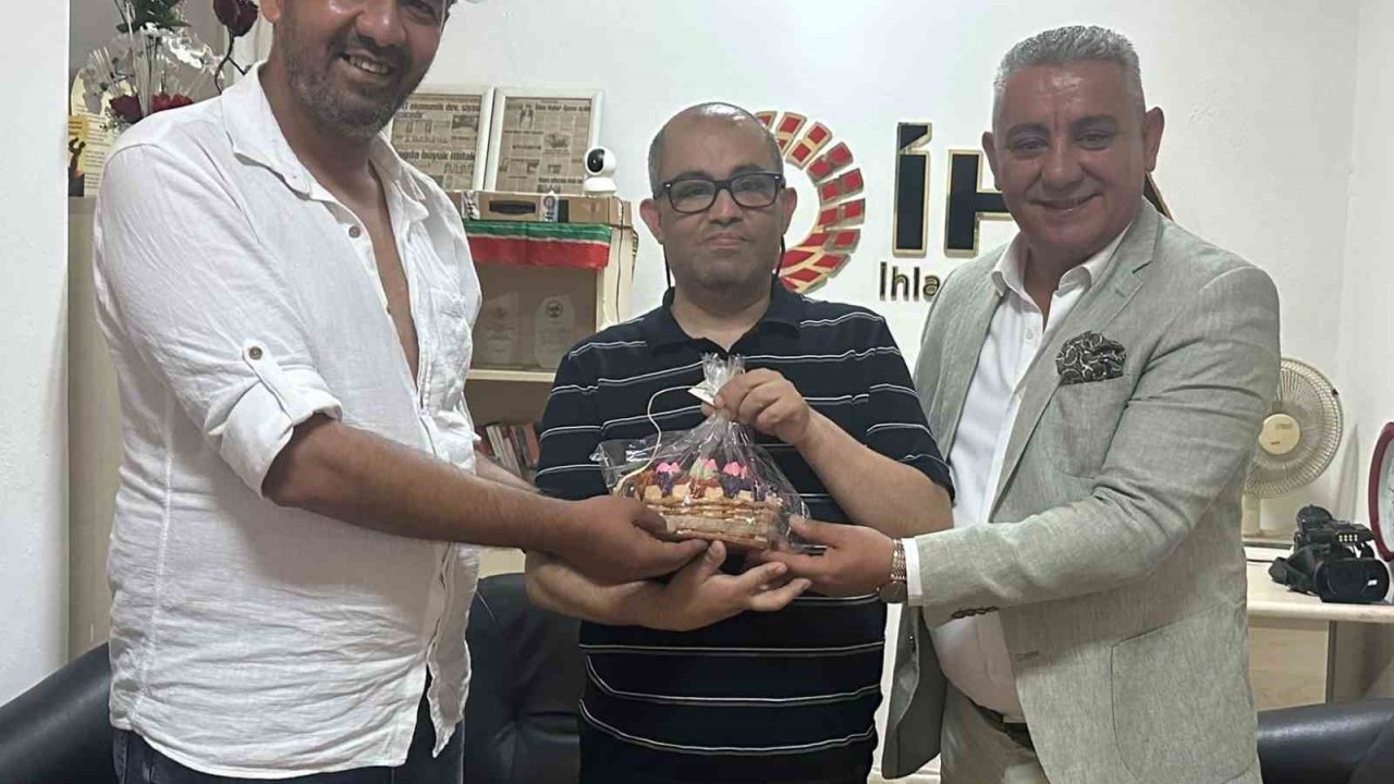 Kırşehir Beyazay Derneği’nden gazetecilere ziyareti