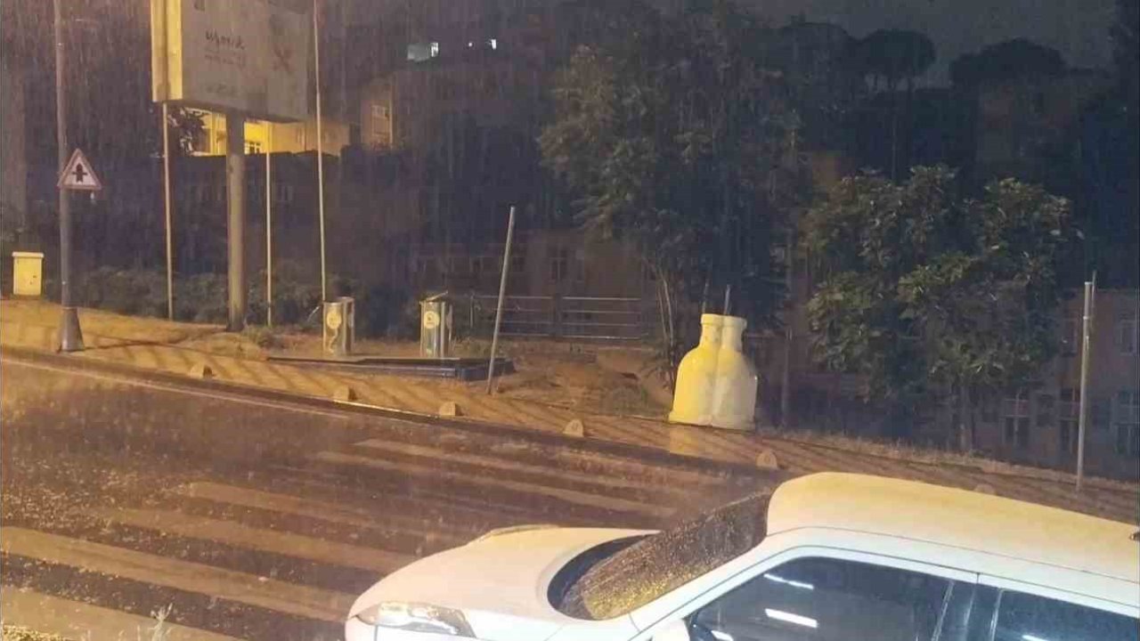 İstanbul’da beklenen yağış başladı