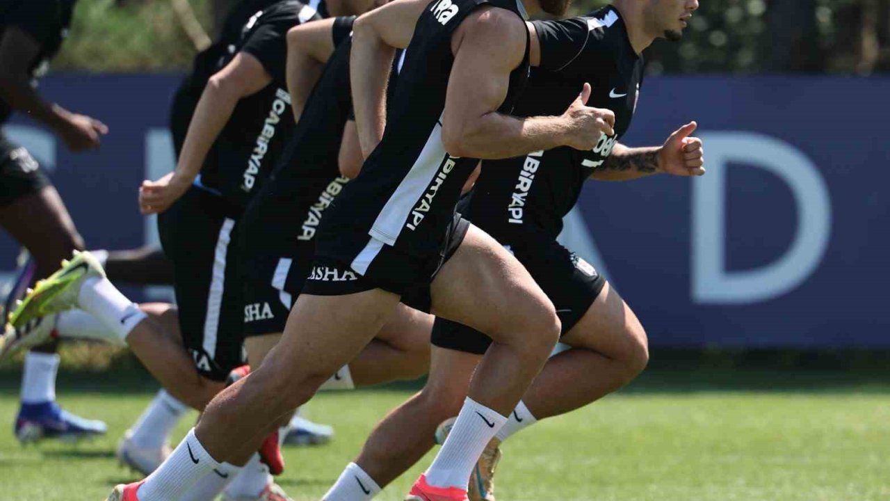 Beşiktaş, Midtjylland maçı hazırlıklarını sürdürdü
