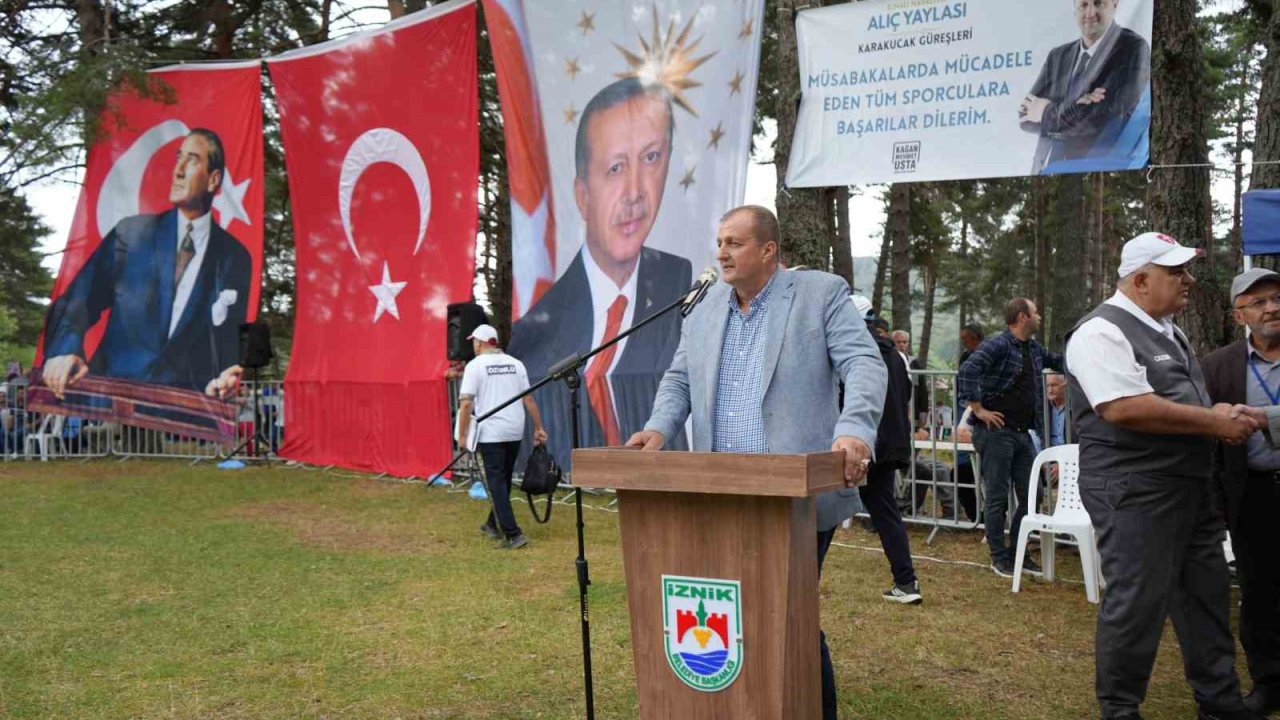 Alıç Yaylası’nda Kıran Kırana Güreş