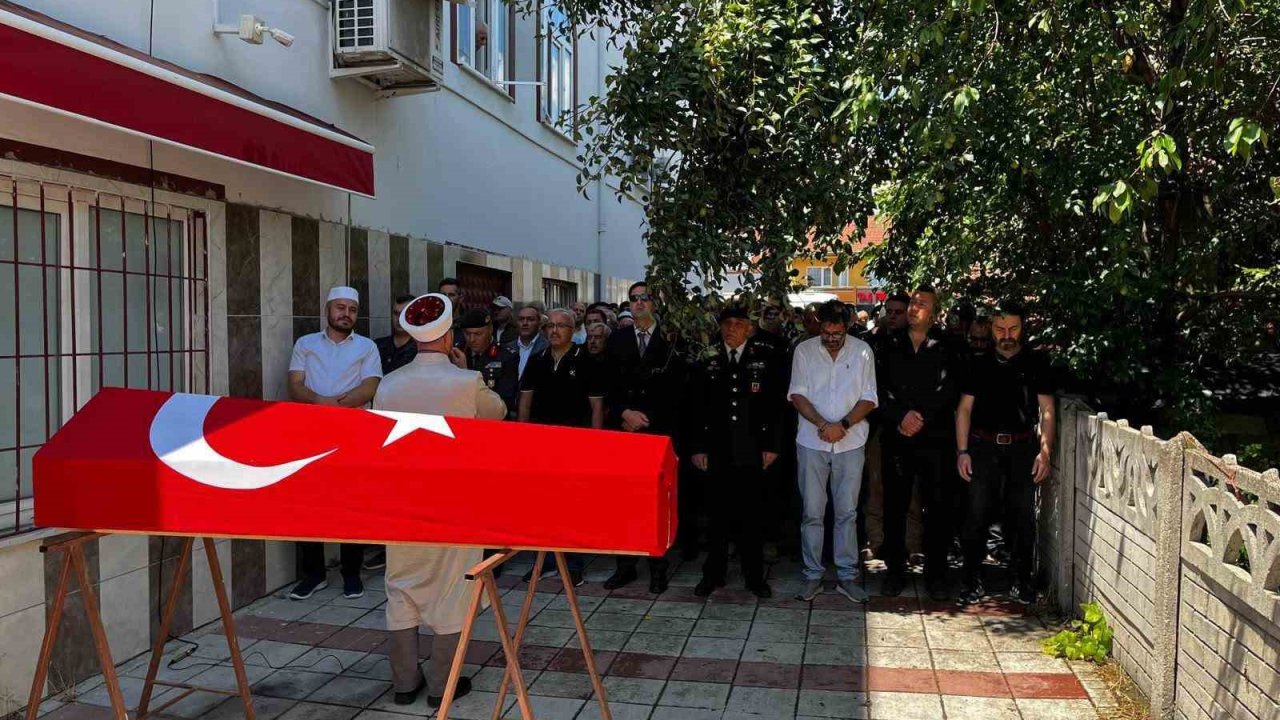 Bolu’da Kıbrıs gazisi son yolculuğuna uğurlandı