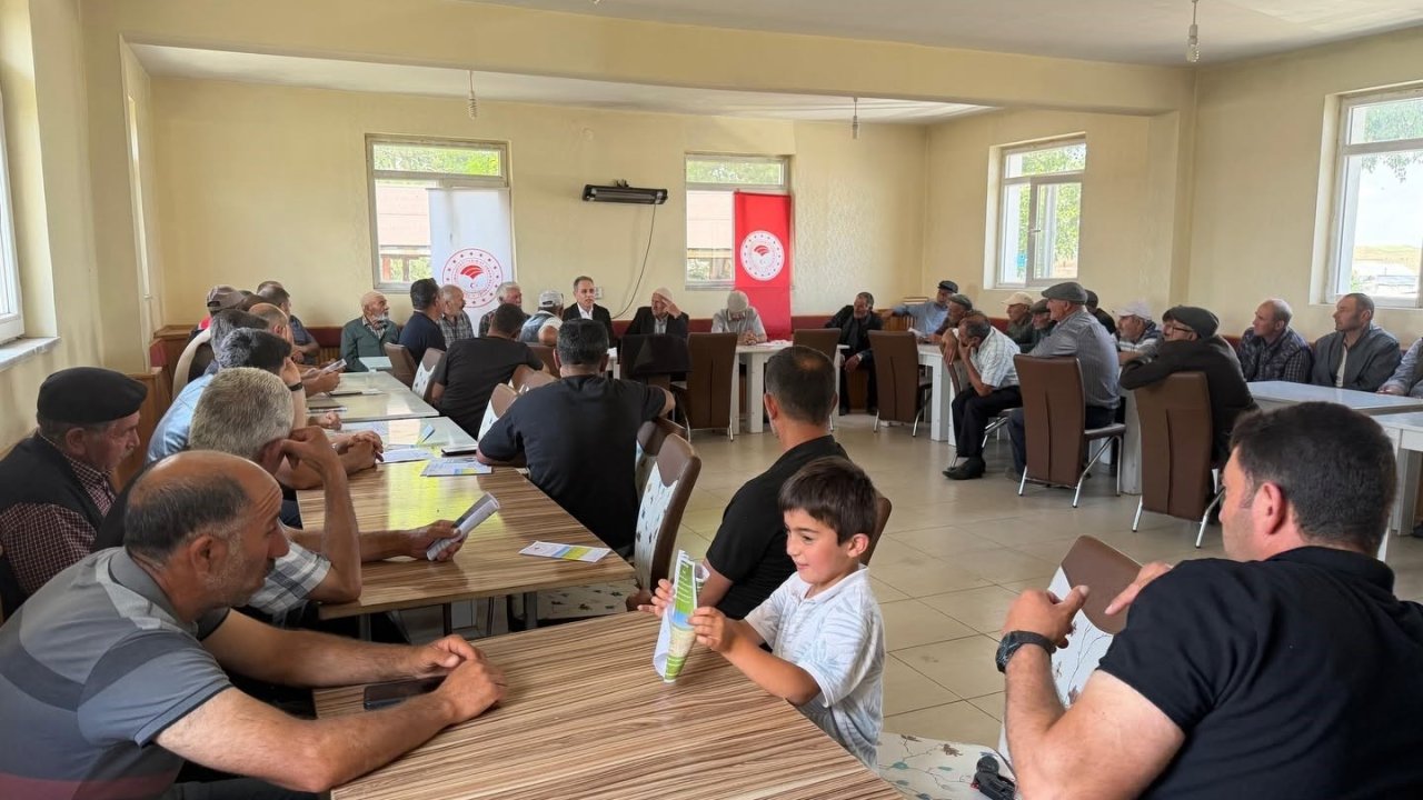 Tarım ve Orman Müdürü Enver Aydın üreticilerle buluştu