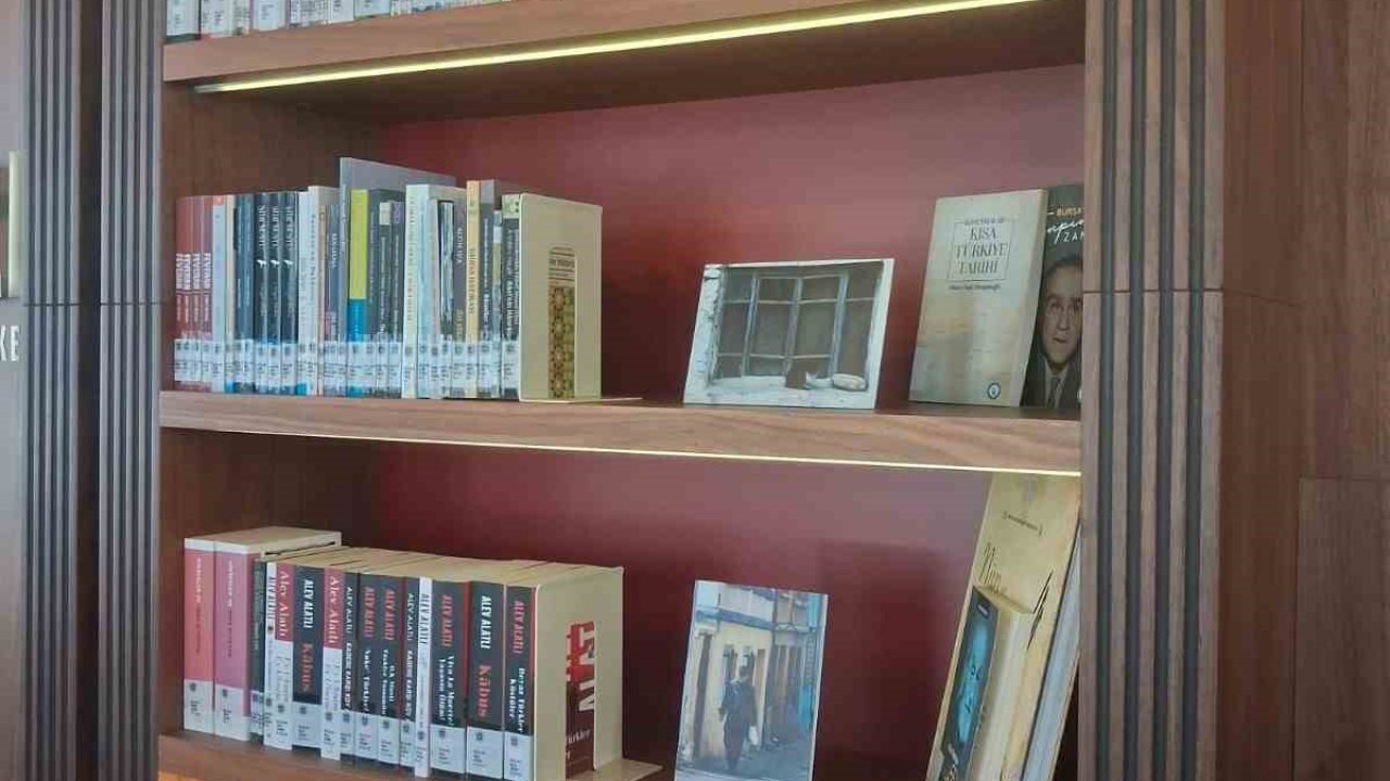 Kitapların arasında bir şehir hafızası: ’Bellek’ Bursa’da
