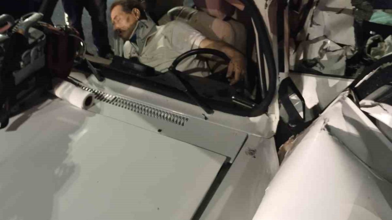 Yeni Zigana Tüneli’nde tır otomobile arkadan çarptı: 1ölü, 2 yaralı