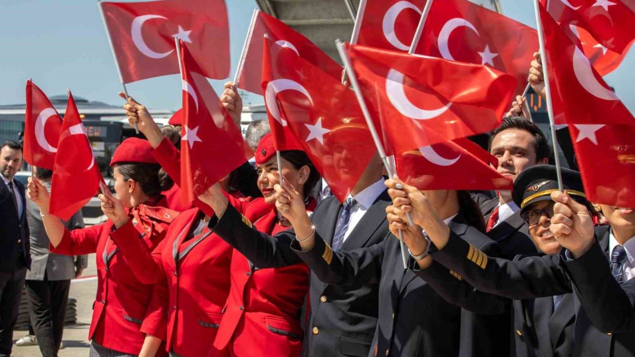 Filenin Sultanları’na THY’den coşkulu karşılama