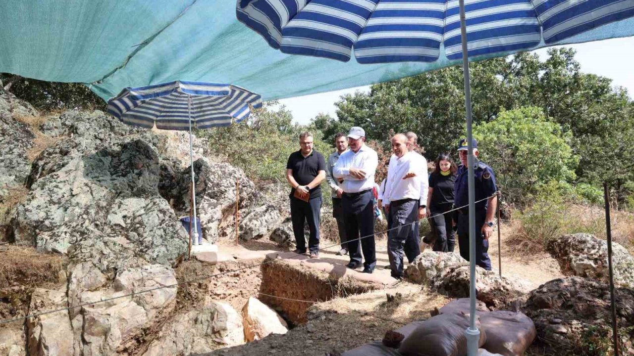 Vali Toraman, İnkaya Mağarası kazı alanında incelemelerde bulundu