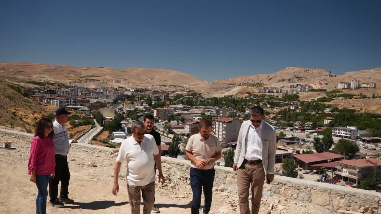 Başkan Bozkurt, Millet Bahçesi ve yol çalışmalarını yerinde inceledi