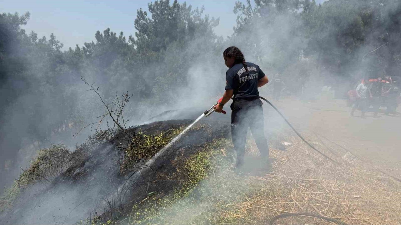 Aydın Büyükşehir İtfaiyesi 8 günde 445 yangına müdahale etti