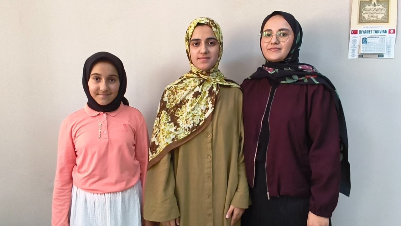 Mersin’de iki kardeş hafız oldu, en küçüğü aynı yolda