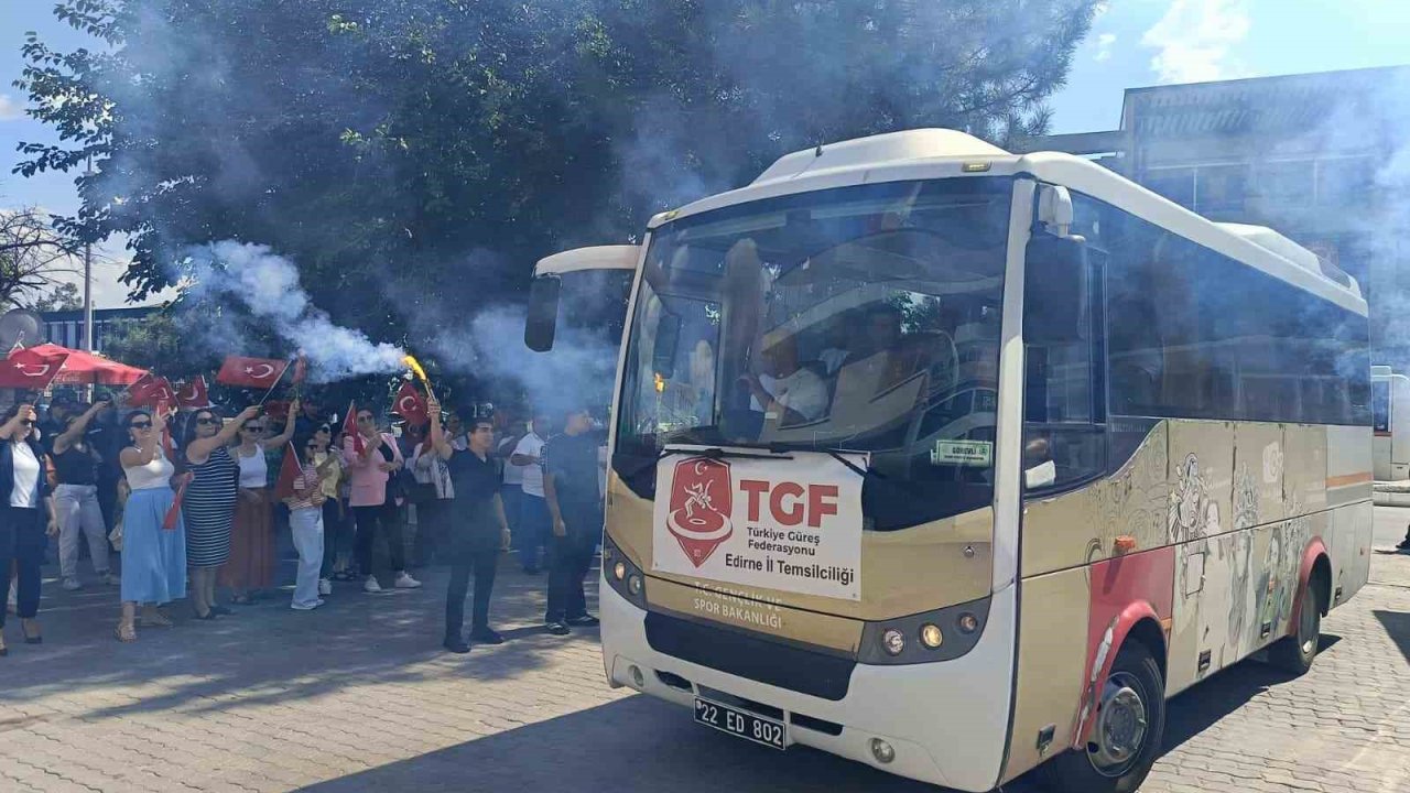 Edirne’de Türkiye Şampiyonu minik sporculara coşkulu karşılama