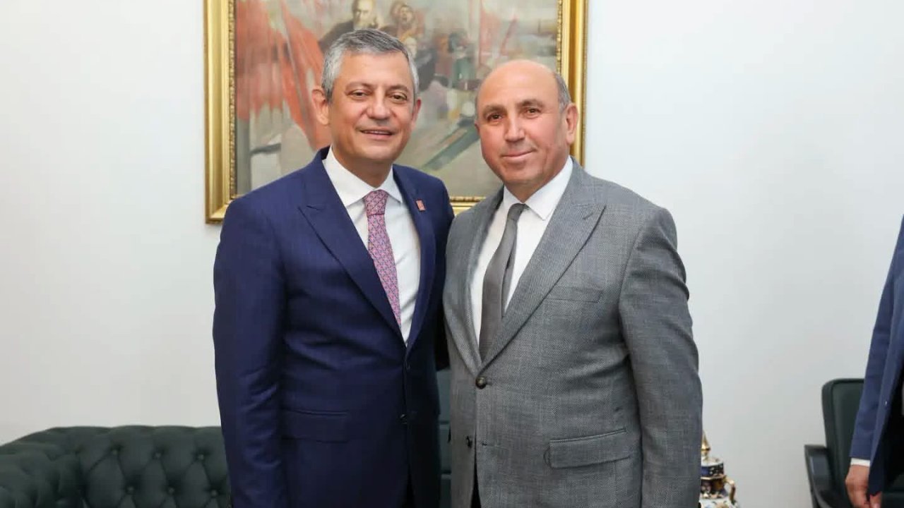 Sarıgöl Belediye Başkanı Tahsin Akdeniz CHP’den istifa etti