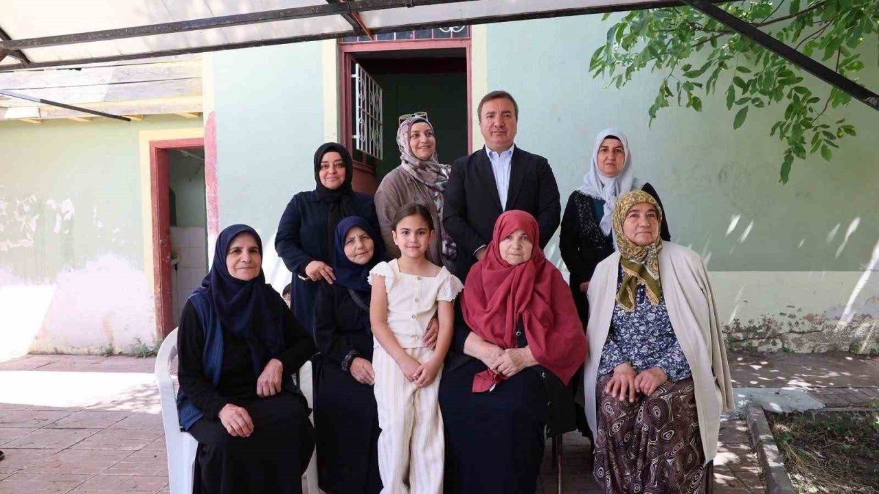 Vali Aydoğdu, Ürek köyünde vatandaşların taleplerini dinledi