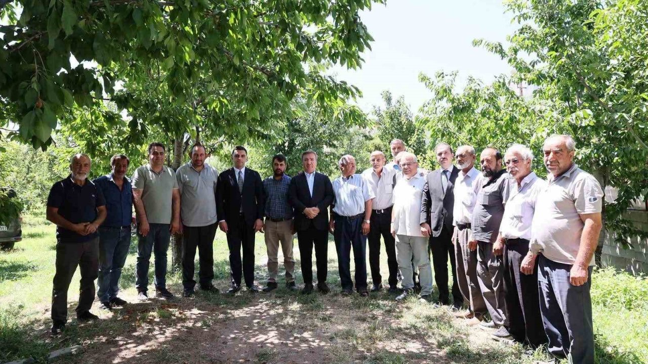 Vali Aydoğdu, Ortayurt köyünde üreticilerin taleplerini dinledi