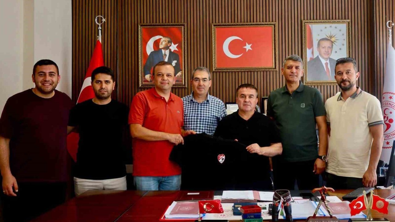 Bilecik’te yeni sezon öncesi hakemlik masaya yatırıldı