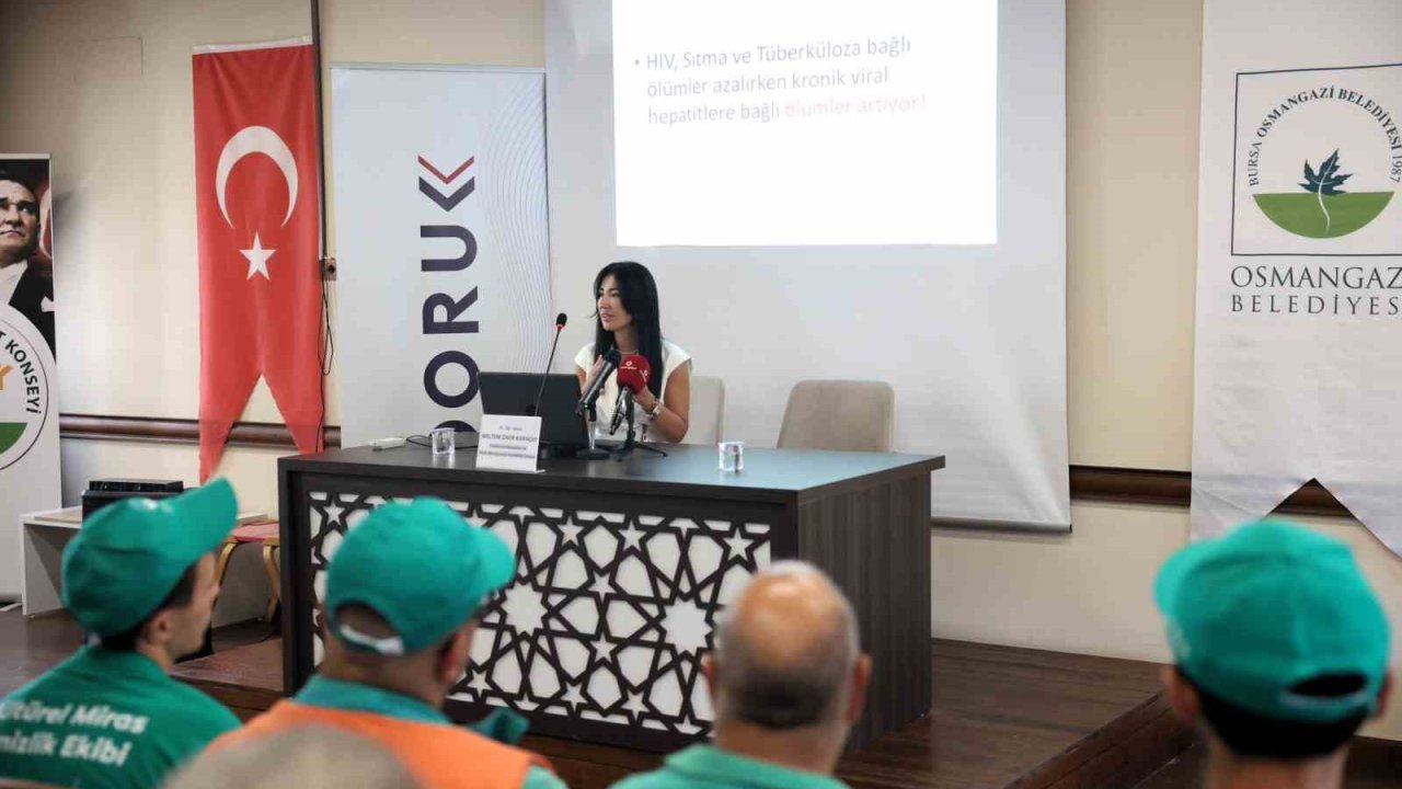 Temizlik işçilerine "Hepatit B" eğitimi