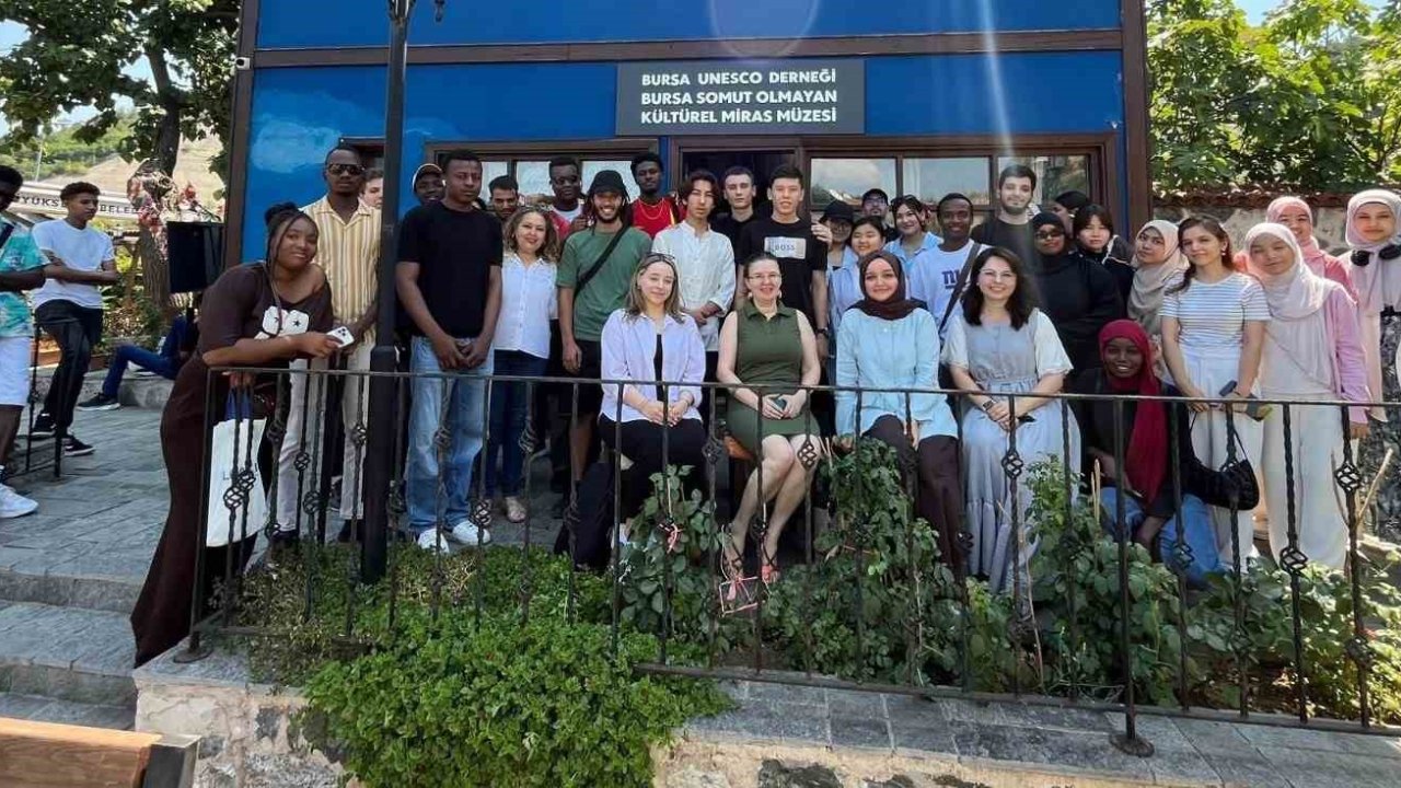 Türk el sanatları, yabancı öğrenciler aracılığıyla uluslararası alana taşınıyor
