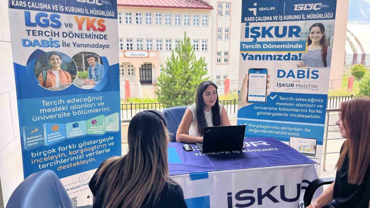 Kars’ta üniversite adaylarına dijital tercih rehberi: İŞKUR’dan DABİS desteği