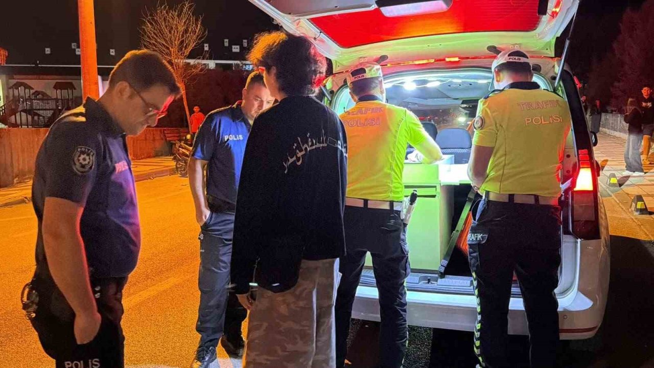 Bolu’da kazaya karışan alkollü sürücü, "4-5 saat önce içmiştim" dedi; 25 bin lira ceza yedi