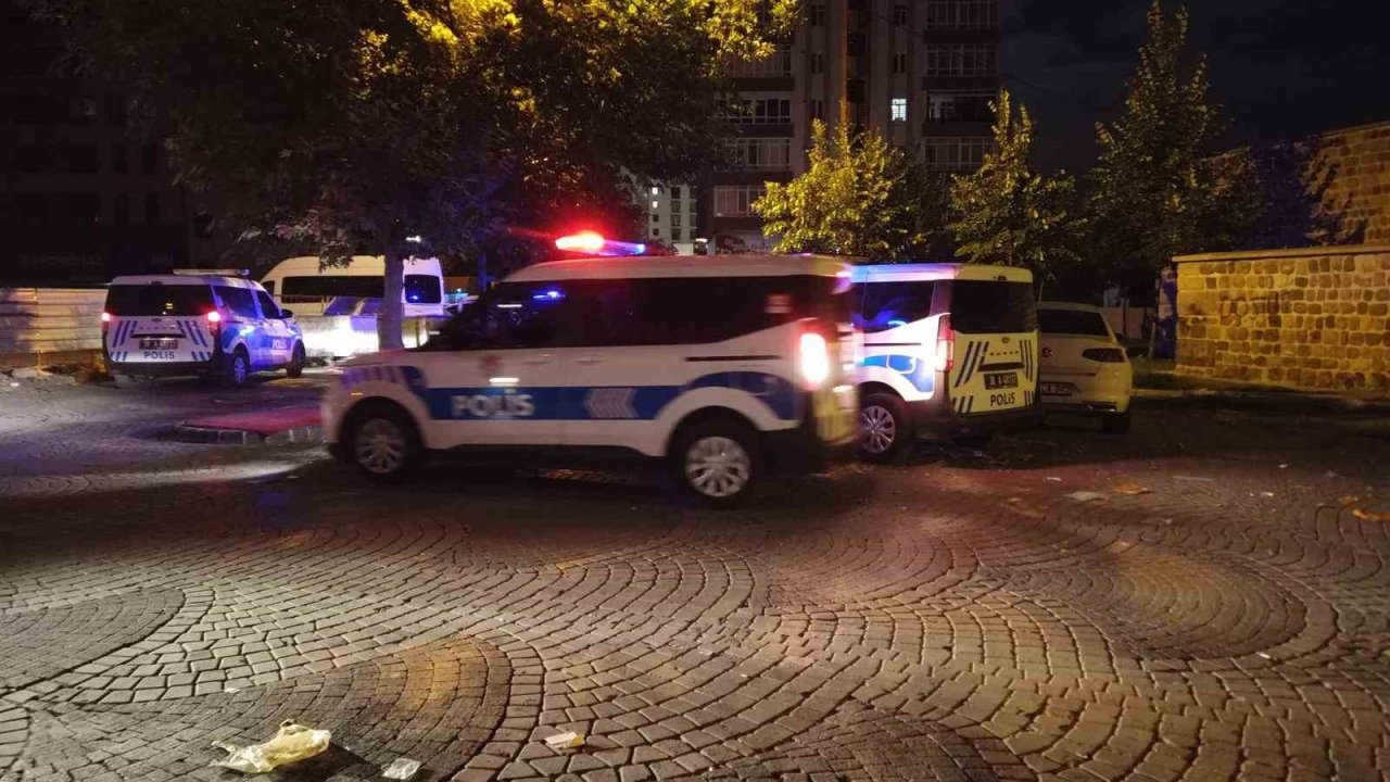 Kayseri’de bıçaklı kavga: 1 yaralı