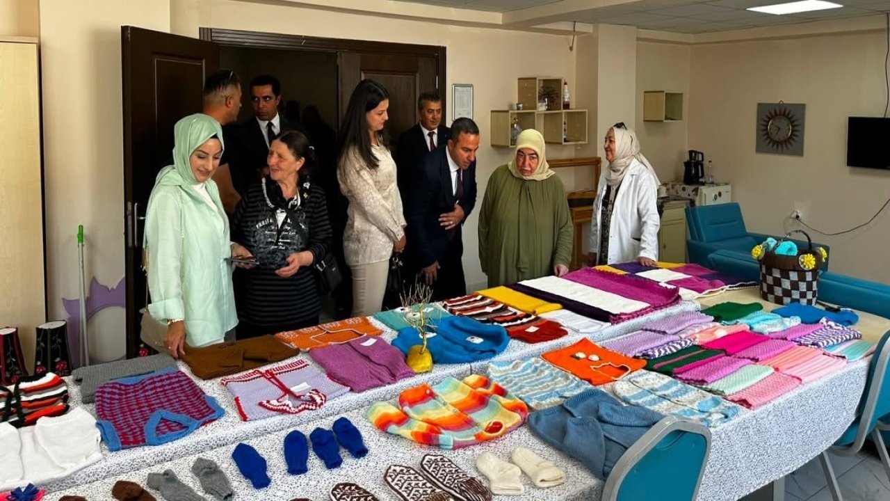 Kemah Huzurevi sakinleri Semiha Yıldırım ile buluştu