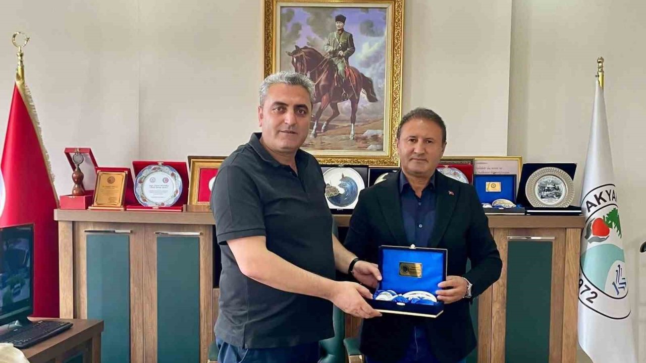 Bursa KAI Federasyonu Başkanı Durmuş Duman’dan Akyaka Belediyesi’ne ziyaret