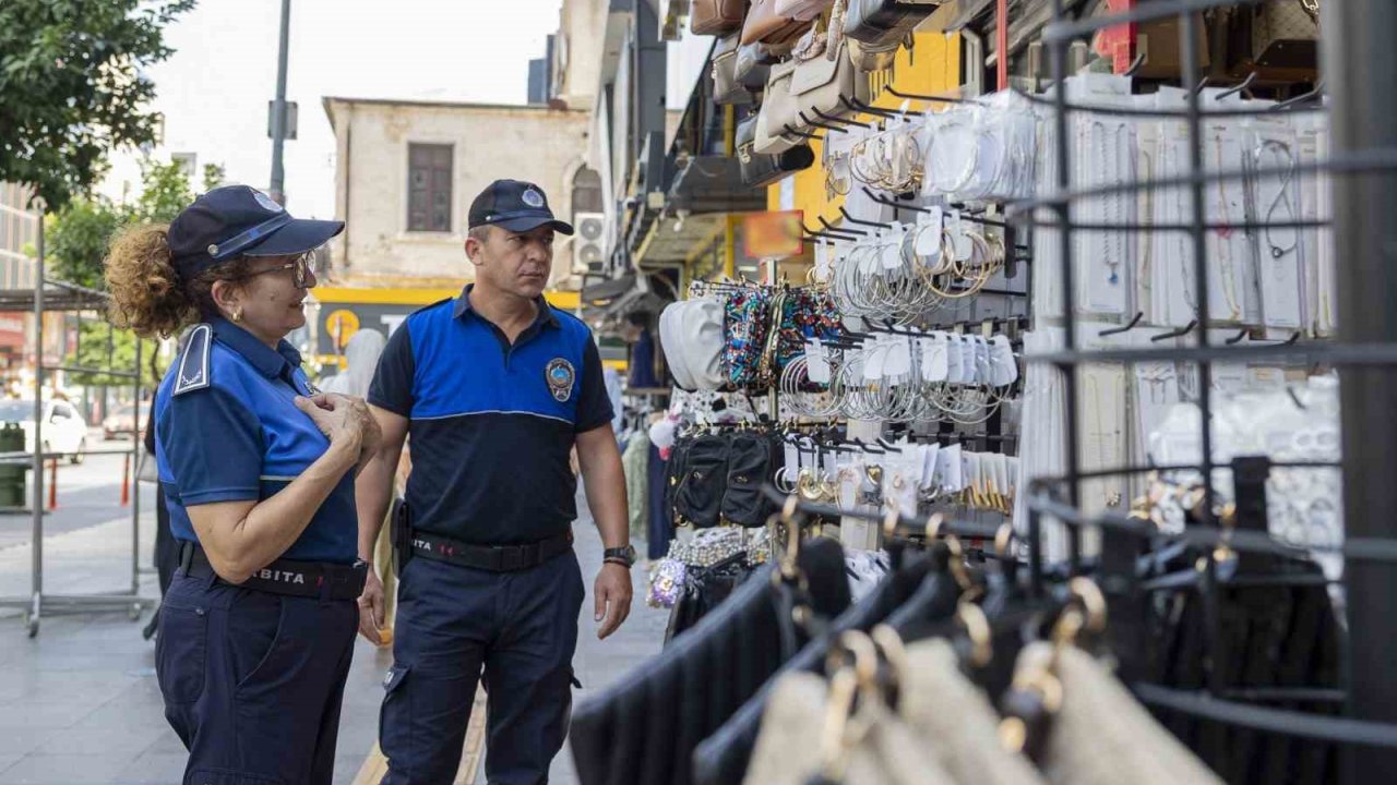 Mersin’de kaldırım işgallerine sıkı denetim
