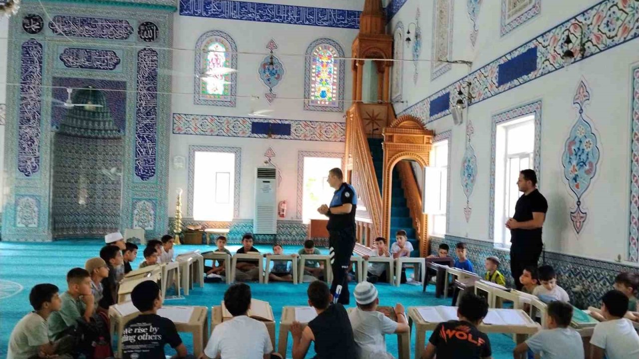 Polislerden çocuklara hayat kurtaran bilgiler