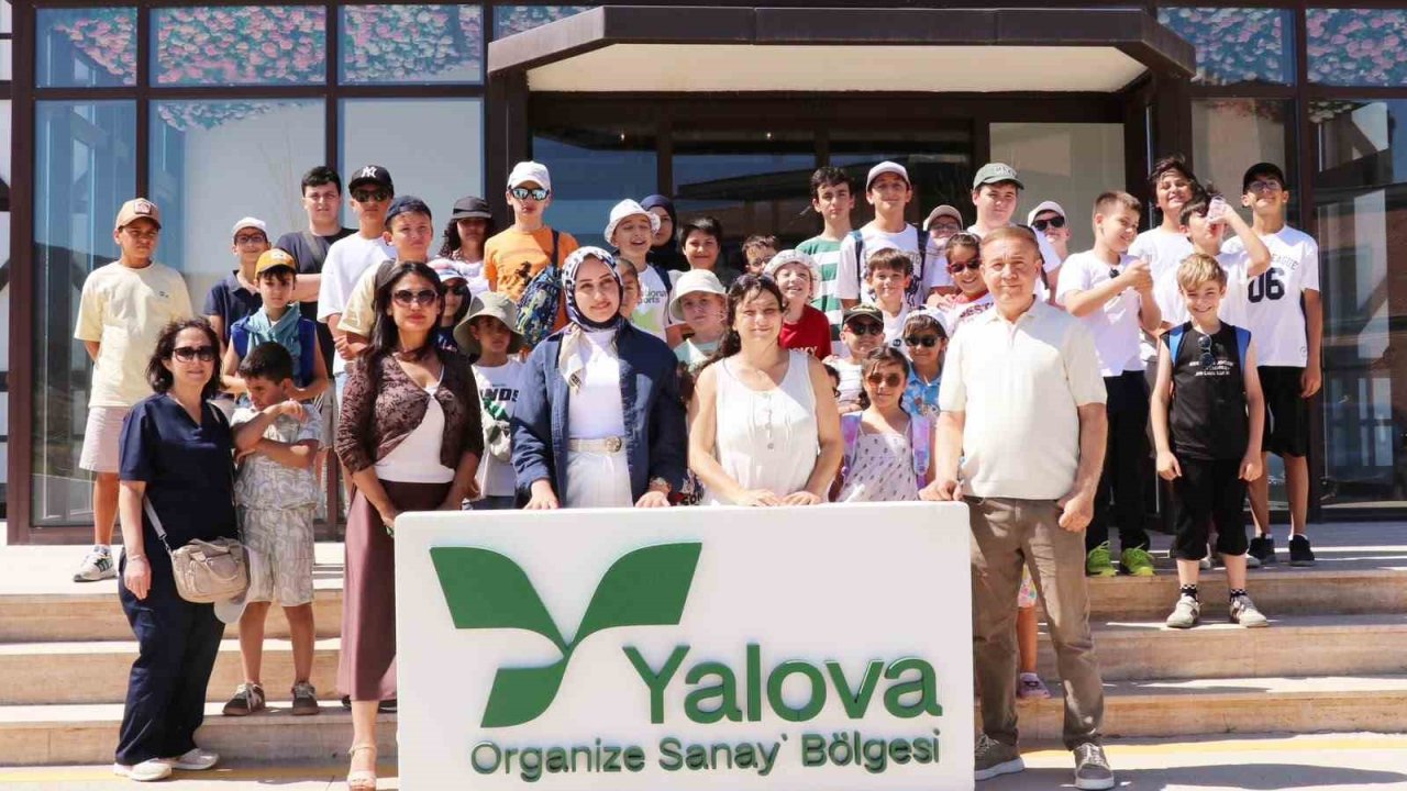 Robotik kodlama öğrencilerinden Yalova OSB’ye teknik gezi
