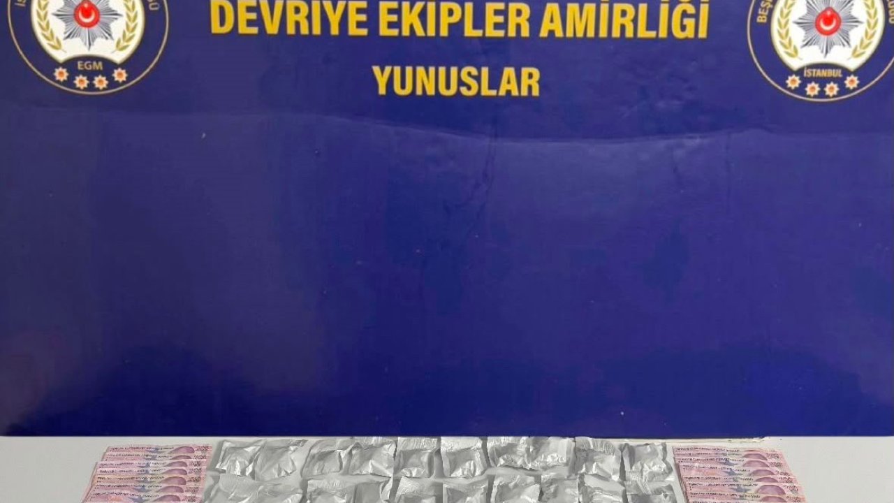 Beşiktaş’ta şüphe üzerine durdurulan araçta çamaşır makinesine gizlenmiş 37 paket esrar ele geçirildi